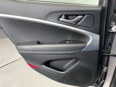 Used 2023 Genesis G70 2.0T AWD/4WD image 40