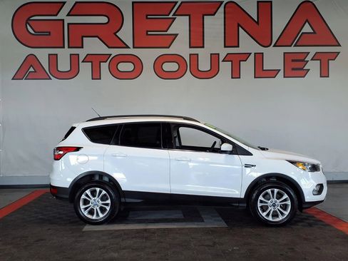 Used 2018 Ford Escape SE AWD/4WD image 1