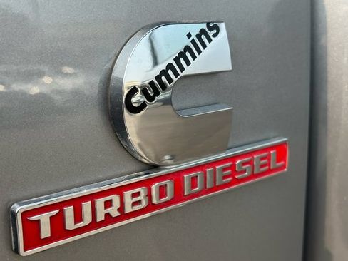 Used 2024 RAM 2500 Big Horn w/ Sport Appearance Package AWD/4WD image 14