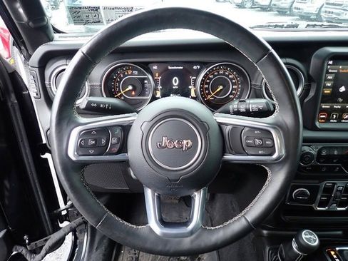 Used 2019 Jeep Wrangler Unlimited Sahara w/ Quick Order Package 24M Moab image 22