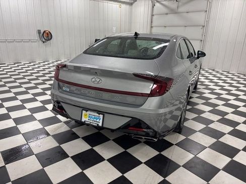Used 2023 Hyundai Sonata SEL FWD image 4