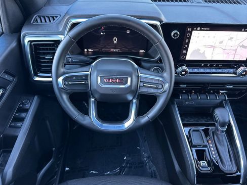 Used 2025 GMC Canyon Elevation w/ Convenience Package image 17