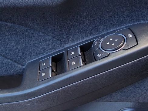Used 2022 Ford Escape SE w/ SE Sport Appearance Package FWD image 15
