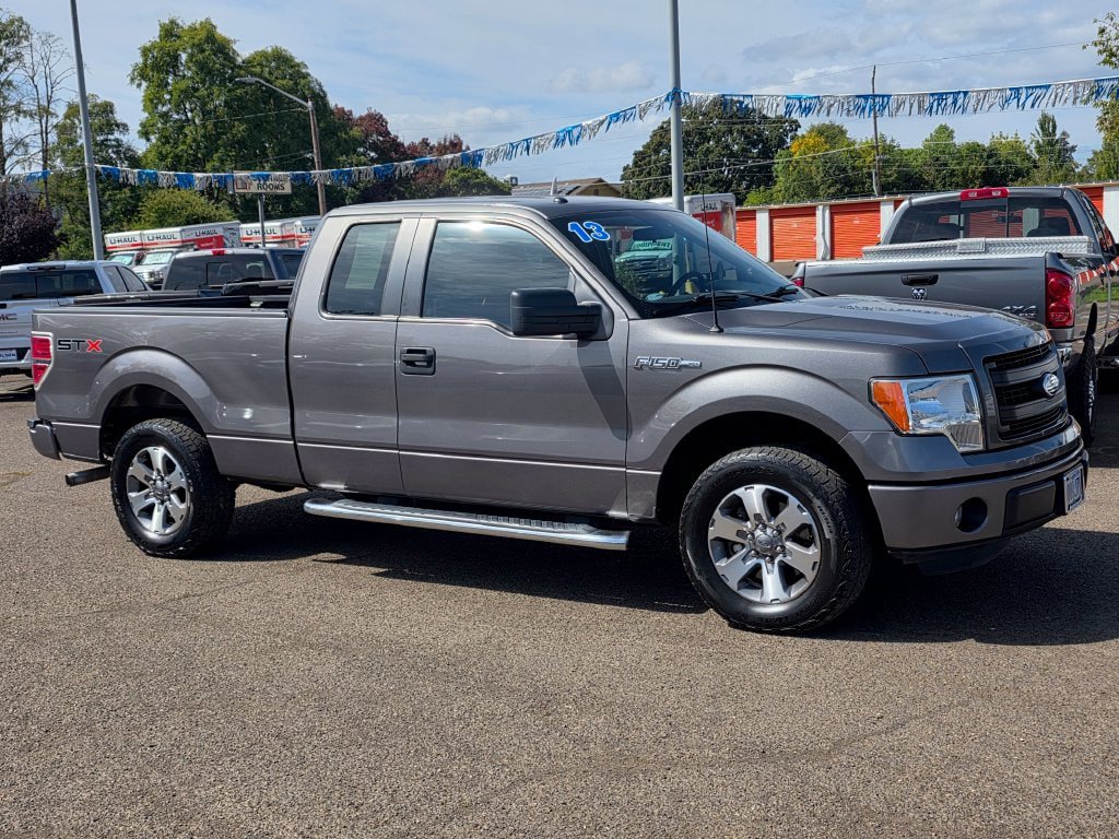 Used 2013 Ford F150 STX w/ Mid Equipment Group RWD image 3