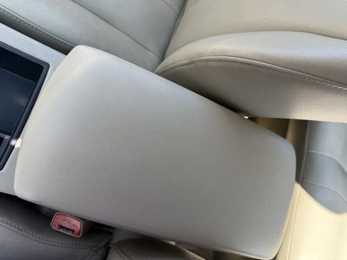 Used 2009 Toyota Camry LE FWD image 20