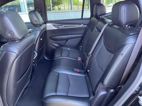 Used 2024 Cadillac XT6 Sport AWD/4WD image 43