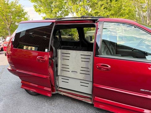 Used 1999 Dodge Grand Caravan SE FWD image 34