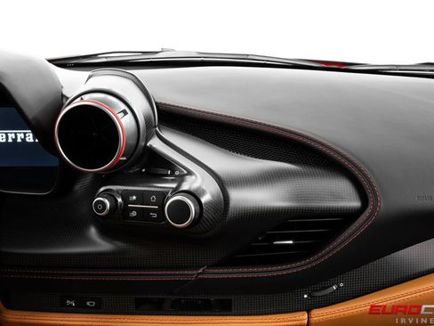Used 2021 Ferrari F8 Tributo RWD image 32