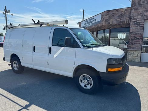 Used 2020 Chevrolet Express 2500 w/ Safety Package RWD image 19