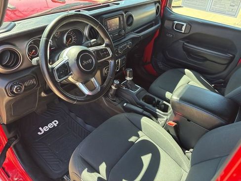 Used 2020 Jeep Gladiator Sport w/ Quick Order Package 24S AWD/4WD image 12