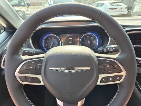 New 2026 Chrysler Pacifica Select FWD image 27