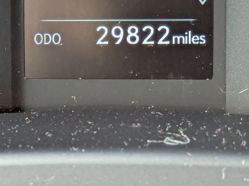 Used 2023 Lexus GX 460 Premium w/ Accessory Package image 9