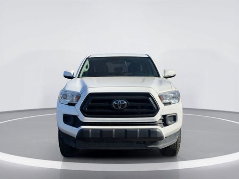 Used 2023 Toyota Tacoma SR AWD/4WD image 5