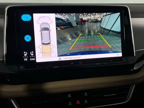 Used 2024 Volkswagen Atlas Cross Sport SE image 20