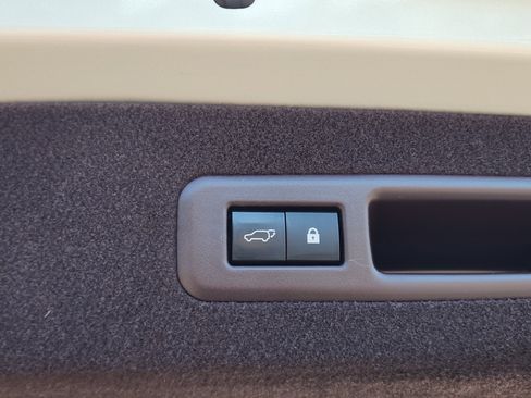 Used 2020 Lexus RX 350L FWD w/ Premium Package image 42