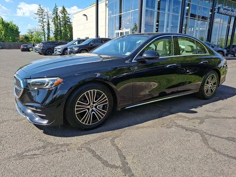 Certified 2025 Mercedes-Benz E 450 4MATIC Sedan image 2
