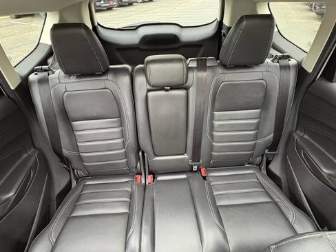 Used 2018 Ford Escape SEL w/ Ford Safe & Smart Package AWD/4WD image 36