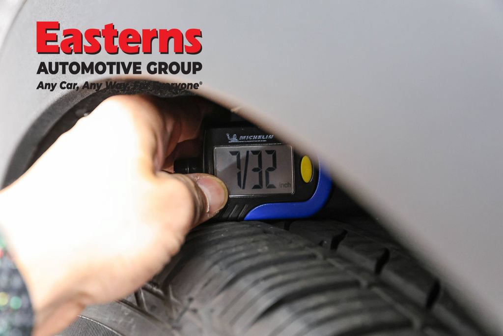 Used 2022 Buick Envision Preferred FWD image 31