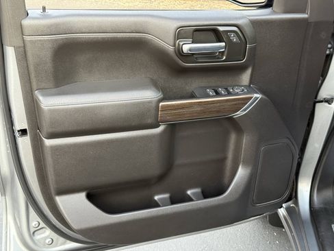 Used 2021 Chevrolet Silverado 1500 LT AWD/4WD image 13
