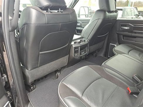 Used 2024 RAM 2500 Laramie w/ Night Edition image 16