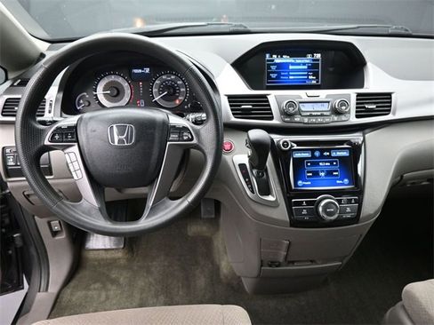 Used 2014 Honda Odyssey EX image 25
