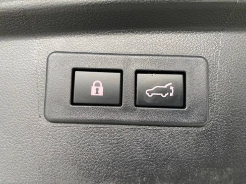 Used 2024 Subaru Outback Limited AWD/4WD image 8
