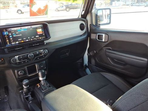 Used 2024 Jeep Wrangler Sport image 13