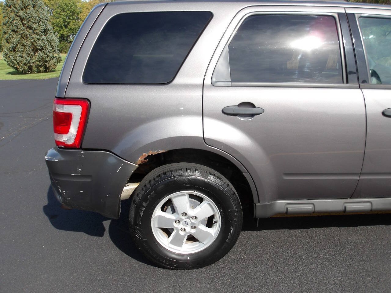 Used 2010 Ford Escape XLT AWD/4WD image 37