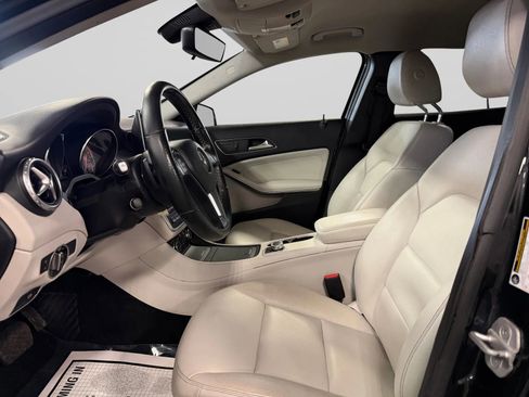 Used 2015 Mercedes-Benz GLA 250 4MATIC image 15