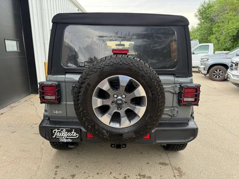 Used 2021 Jeep Wrangler Unlimited Sahara AWD/4WD image 6