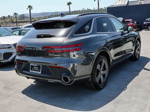 Used 2025 Genesis GV70 2.5T w/ Sport Prestige Package image 4