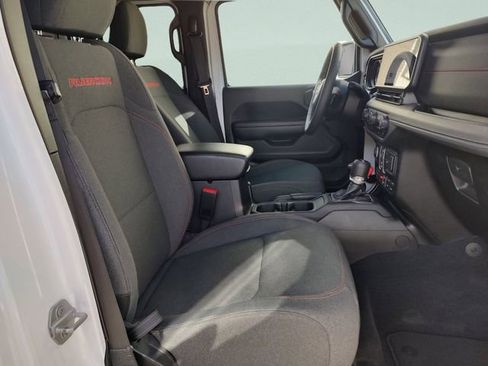 Certified 2025 Jeep Wrangler Unlimited Rubicon image 29