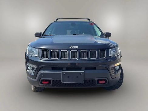 Used 2020 Jeep Compass Trailhawk AWD/4WD image 2
