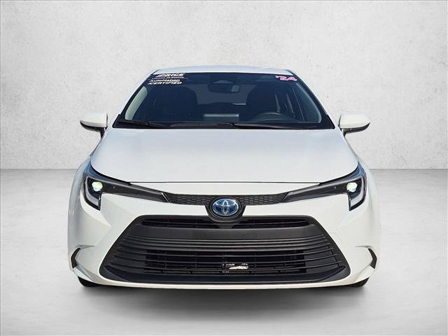 Used 2024 Toyota Corolla LE FWD image 2