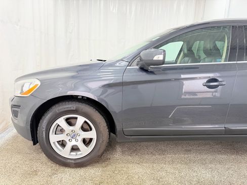 Used 2012 Volvo XC60 3.2 AWD/4WD image 4
