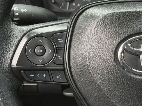 Used 2025 Toyota Corolla LE image 14