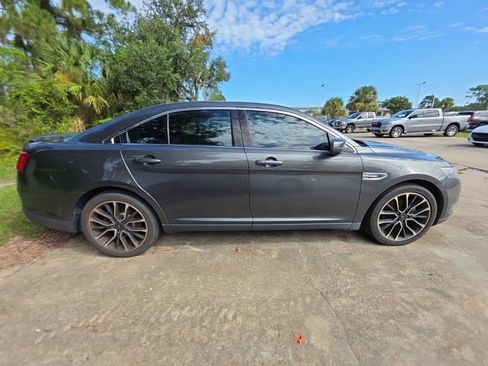 Used 2019 Ford Taurus SEL w/ Equipment Group 201A FWD image 7