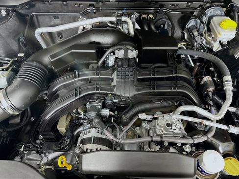 Used 2023 Subaru Outback Limited image 35