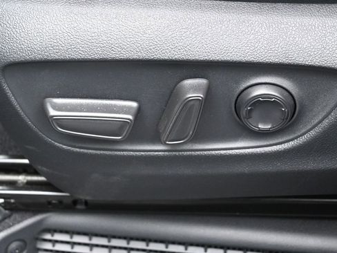 Certified 2025 Toyota Sienna Limited AWD/4WD image 12