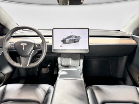 Used 2022 Tesla Model Y Long Range AWD/4WD image 14