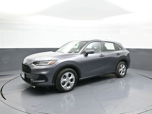 Certified 2023 Honda HR-V LX image 10