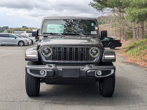 New 2026 Jeep Gladiator Sport image 2