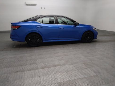 Used 2023 Nissan Sentra SR w/ SR Premium Package FWD image 10