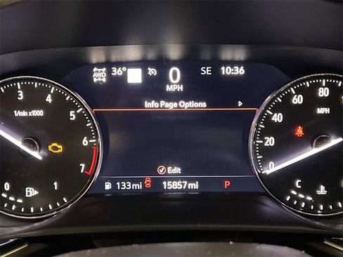 Used 2023 Buick Envision Avenir image 20