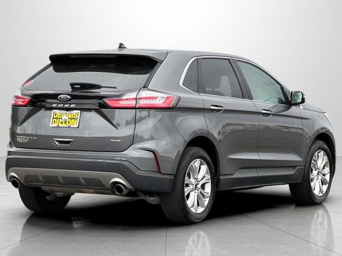 Used 2023 Ford Edge Titanium image 4