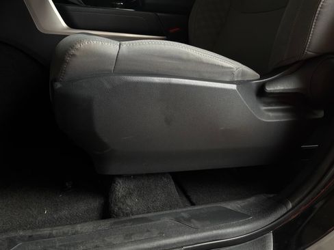 Used 2023 Toyota Tundra SR5 AWD/4WD image 12