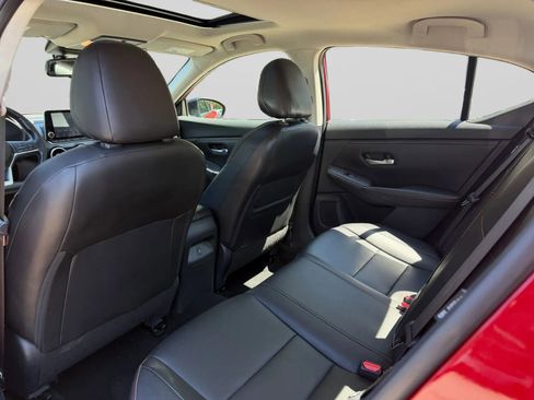 Used 2020 Nissan Sentra SR w/ Premium Package FWD image 27