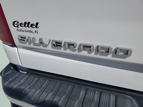 Used 2025 Chevrolet Silverado 2500 LT w/ Convenience Package image 41