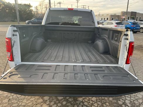 Used 2017 Ford F150 XLT image 15