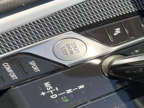 Used 2021 BMW X6 xDrive40i w/ M Sport Package image 15